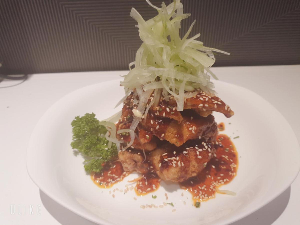 Gardensuite Hotel Anunas エクステリア 写真